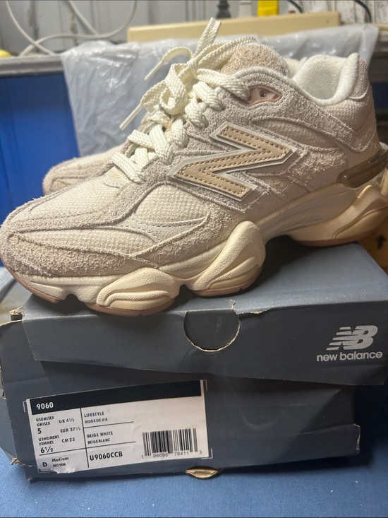 New Balance Shoes - New Balance 9060 Beige White Textured Chunky Sneaker